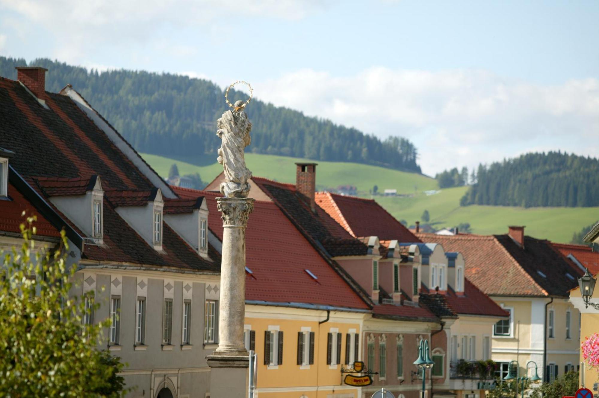 Gasthof Grillitsch Rösslwirt Obdach Exterior foto