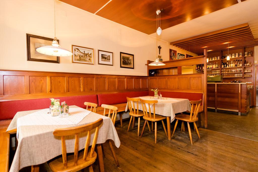 Gasthof Grillitsch Rösslwirt Obdach Exterior foto