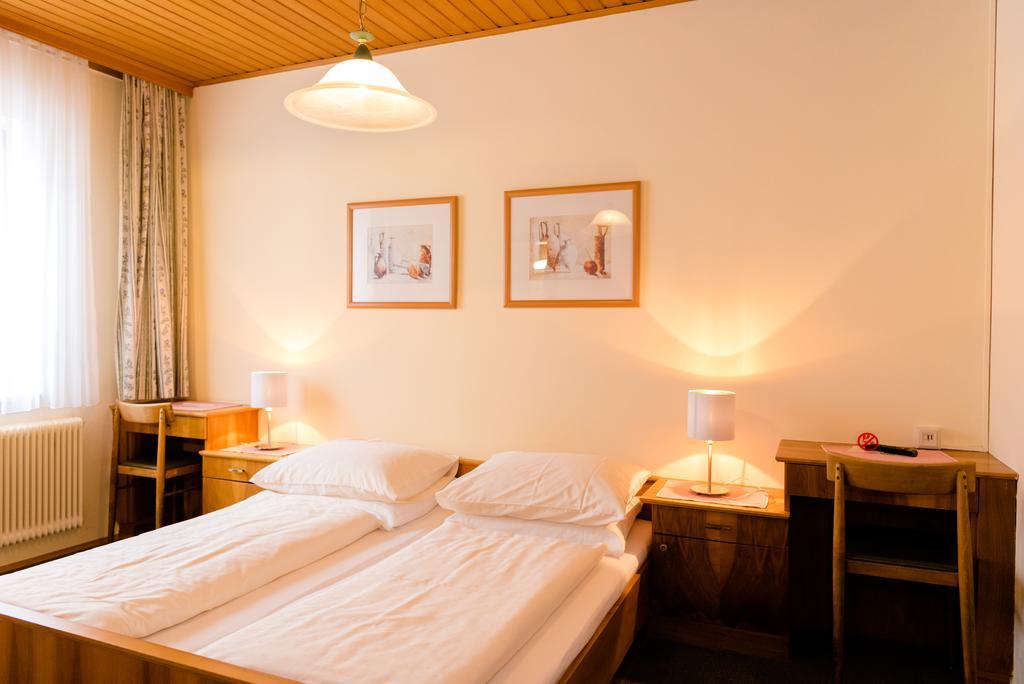 Gasthof Grillitsch Rösslwirt Obdach Zimmer foto