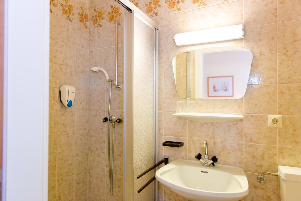 Gasthof Grillitsch Rösslwirt Obdach Zimmer foto