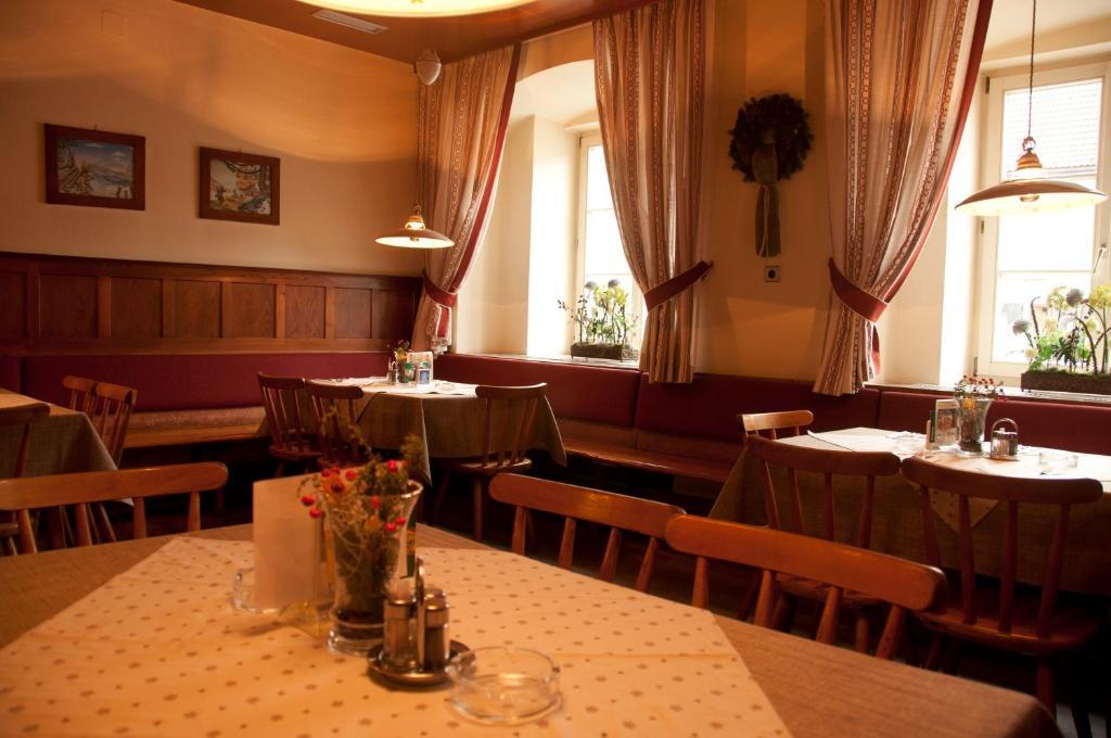 Gasthof Grillitsch Rösslwirt Obdach Exterior foto